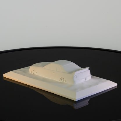 R34 Skyline Skulptur